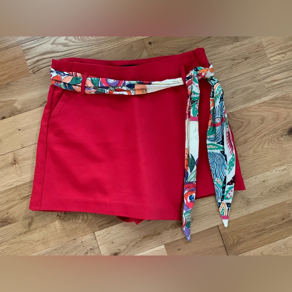 Zara skorts with sash sz small